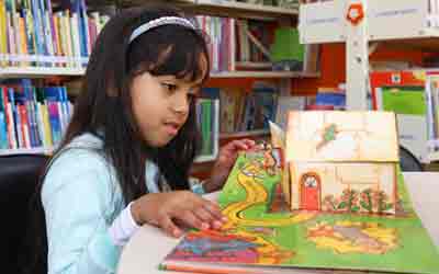 Curitiba rene profissionais que atuam nas bibliotecas escolares