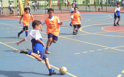 Educao fsica no  s esporte; veja jogos psicomotores