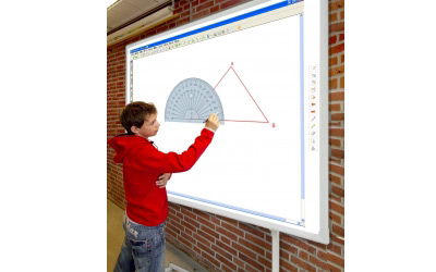 Escolas abandonam giz e investem em lousas digitais (25 05)